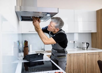 Kitchen Extractor Fan Cleaning min